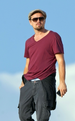 115996EH_DICAPRIO_B-GR_19.jpg
