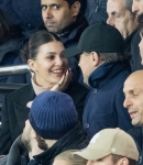 145.jpg