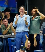 104.jpg