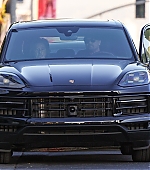 043.jpg