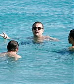 007.JPG