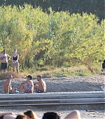 010.jpg