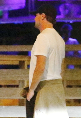 003.JPG