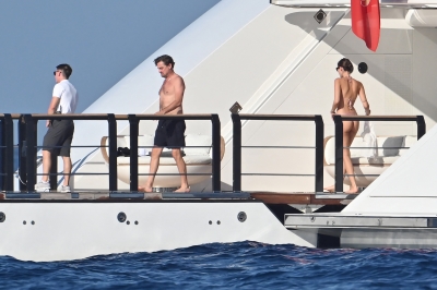 044.jpg
